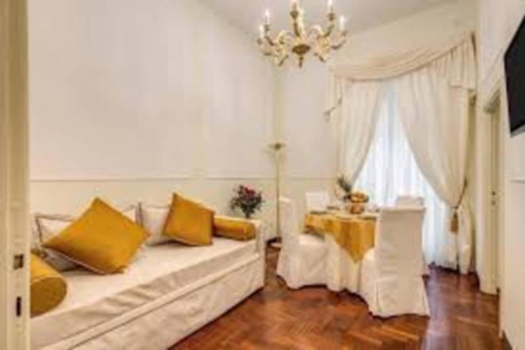 E. Spagna Luxury Apartment - Piazza Di Spagna Rome Buitenkant foto